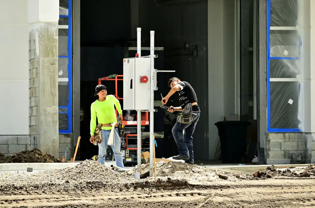 成都建筑工地配电箱选型要点：临时用电安全与合规要求解析正文配图 1